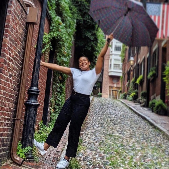 Meet your Posher, Monei - Picture 1 of 1